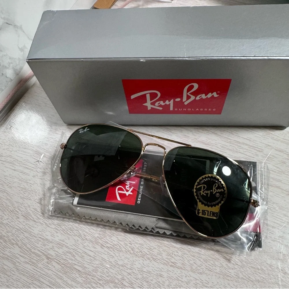 RAY-BAN AVIATOR LARGE METAL SUNGLASSES STYLE RB-3025 GREEN LENSES
